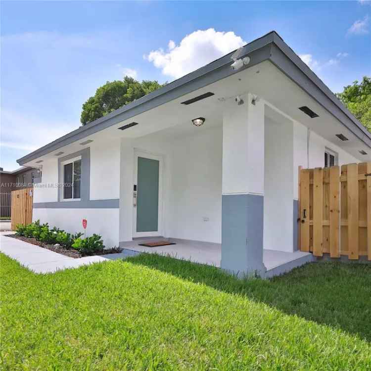 Single-family house For Sale in 1967, Northwest 65th Street, Miami, Florida