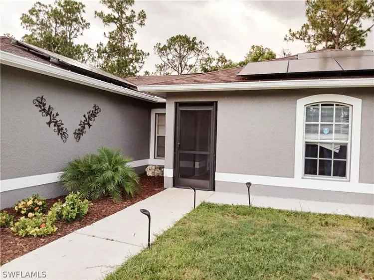 Single-family house For Sale in Lehigh Acres, Florida