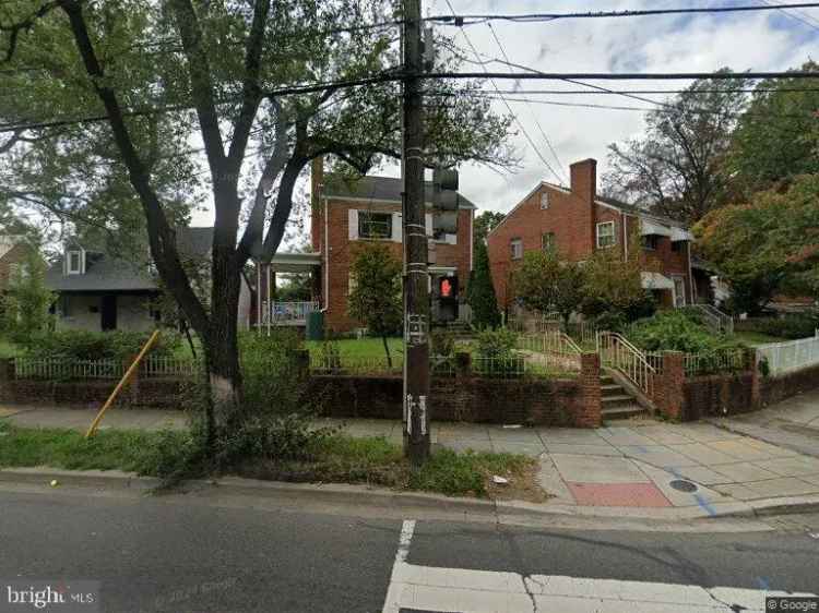 Single-family house For Sale in 2428, South Dakota Avenue Northeast, Washington, District of Columbia