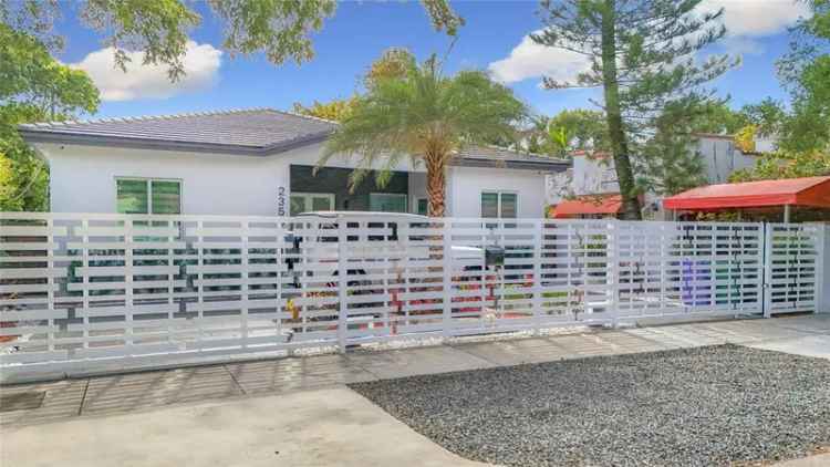 Single-family house For Sale in 2356, Southwest 11th Street, Miami, Florida