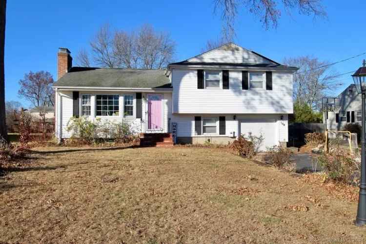 Single-family house For Sale in 148, Dale Road, Wethersfield, Connecticut