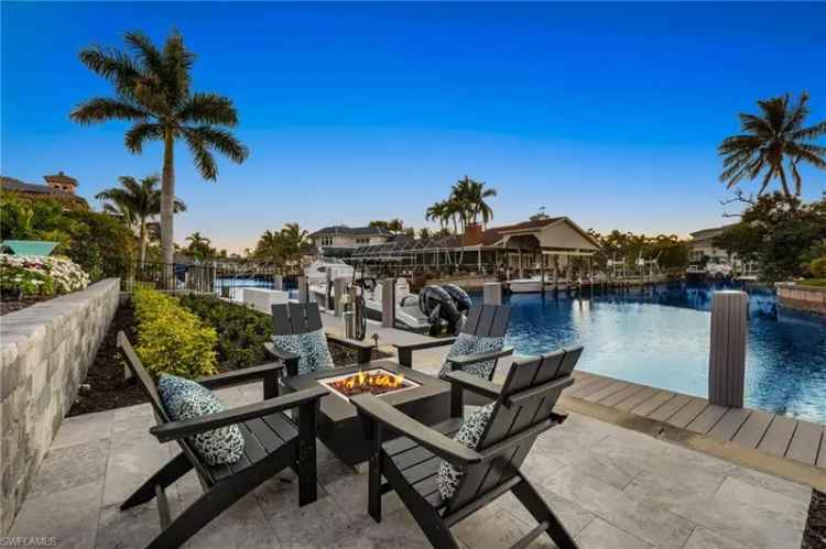 Single-family house For Sale in 1650, Mullet Court, Naples, Florida