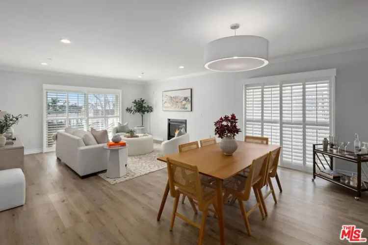 Condo For Sale in 1878, Greenfield Avenue, Los Angeles, California