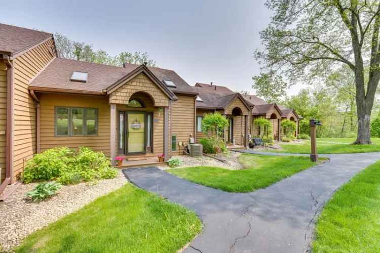 Condo For Sale in 39, Creekwood Lane, Guilford Township, Illinois