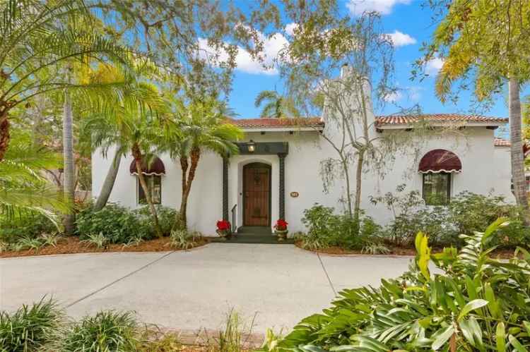 Single-family house For Sale in 706, 15th Avenue Northeast, Saint Petersburg, Florida