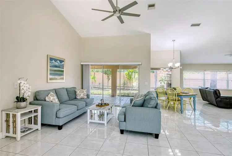 Single-family house For Sale in 4856, Jacaranda Heights Drive, South Venice, Florida