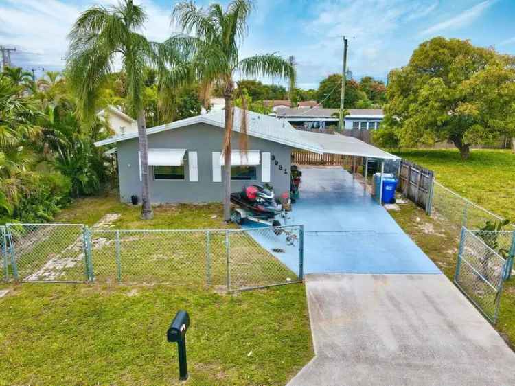 Single-family house For Sale in 3631, Northeast 16th Terrace, Pompano Beach, Florida