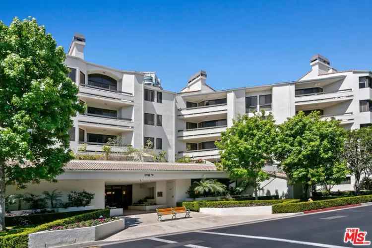 Condo For Sale in 2131, Century Park Lane, Los Angeles, California