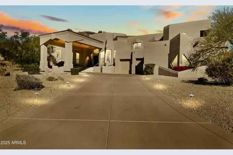 Single-family house For Sale in 14425, South Canyon Drive, Phoenix, Arizona