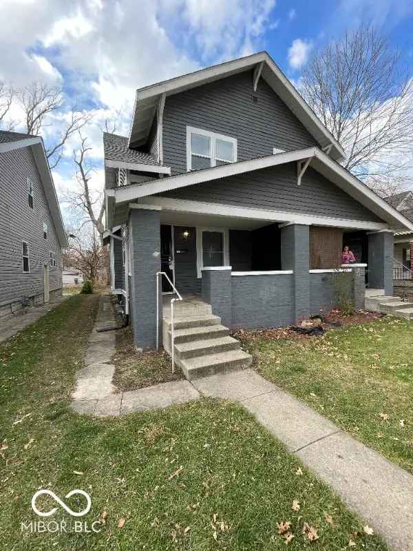 Multi-family house For Sale in 626, North Euclid Avenue, Indianapolis, Indiana