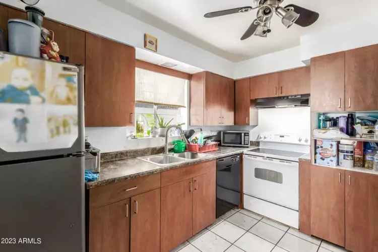 Duplex For Sale in 6813, East Pinchot Avenue, Scottsdale, Arizona