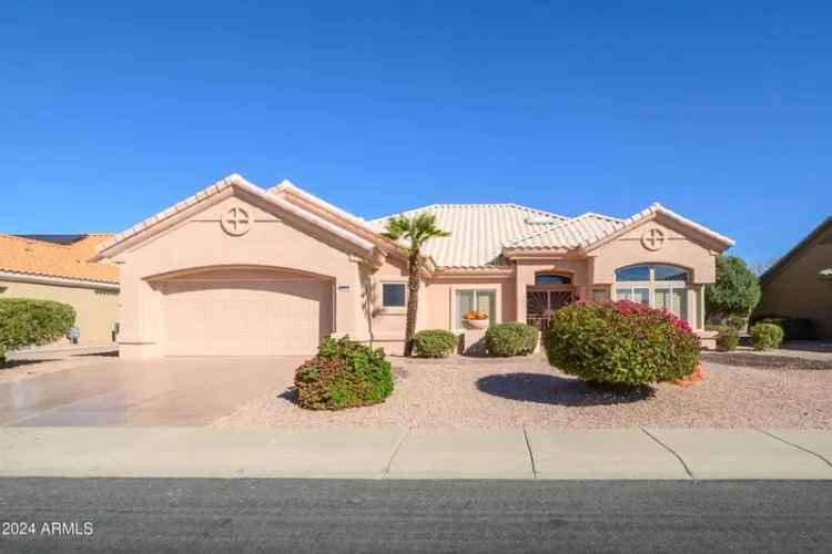 Single-family house For Sale in 14636, West Domingo Lane, Sun City West, Arizona