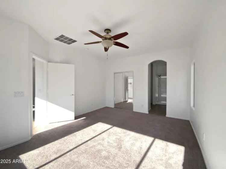 Single-family house For Sale in 3057, East Superior Road, San Tan Valley, Arizona