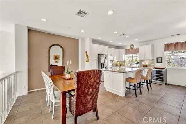 Single-family house For Sale in 8424, East Kendra Loop, Orange, California