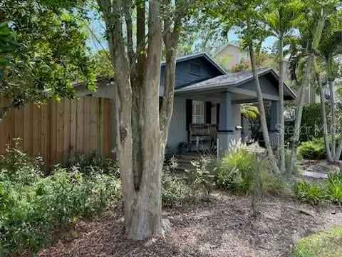 Single-family house For Sale in Tampa, Florida