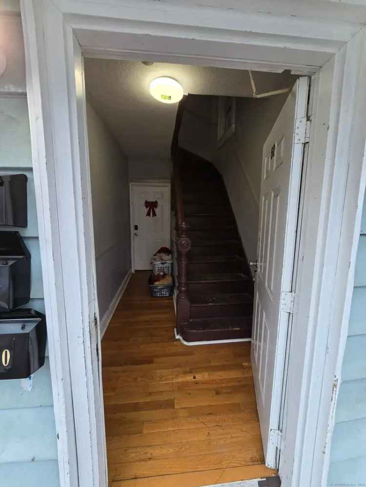 Multi-family house For Sale in 48;50, Liberty Street, New Haven, Connecticut