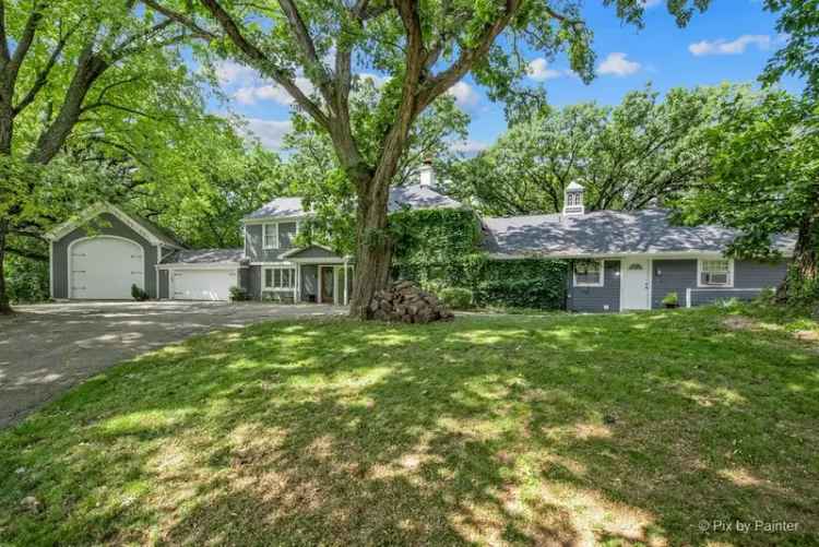 Single-family house For Sale in 144, Algonquin Road, Barrington Township, Illinois