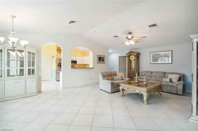 Single-family house For Sale in East Naples, Florida