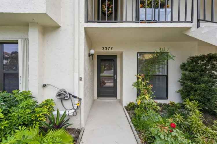 Condo For Sale in Greenacres, Florida