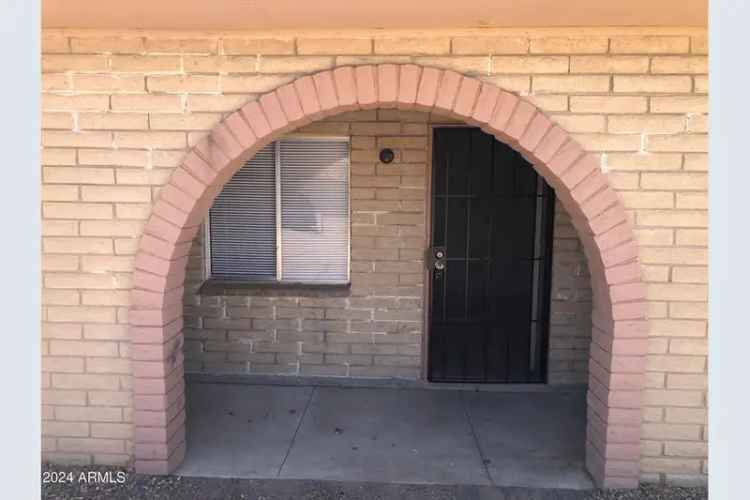 Multi-family house For Sale in Eloy, Arizona