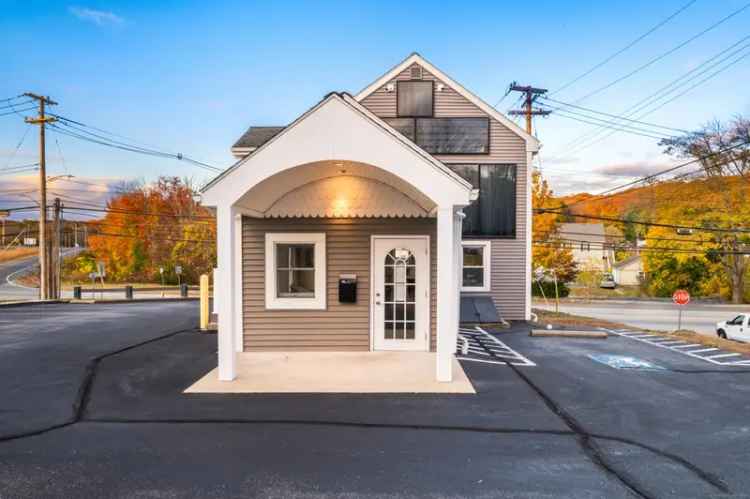 Single-family house For Sale in 124, West Town Street, Norwich, Connecticut