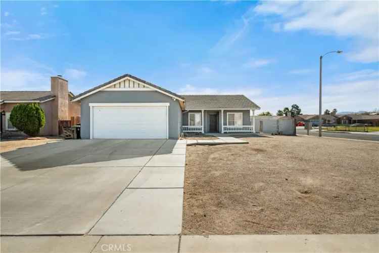 Single-family house For Sale in Adelanto, California