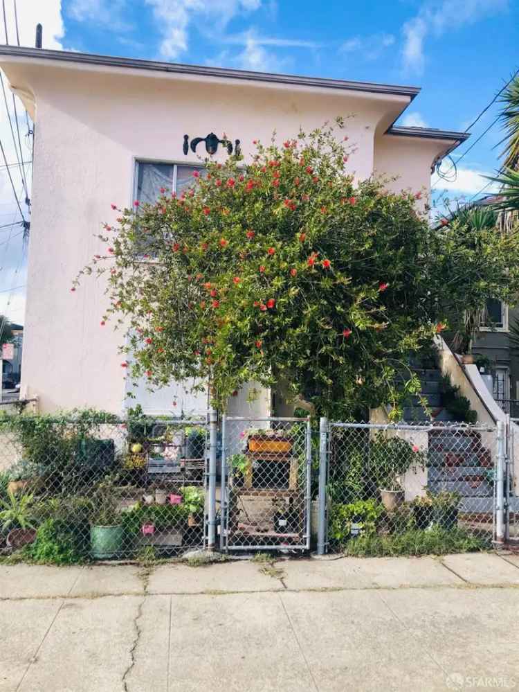 Single-family house For Sale in 853, Willow Street, Oakland, California