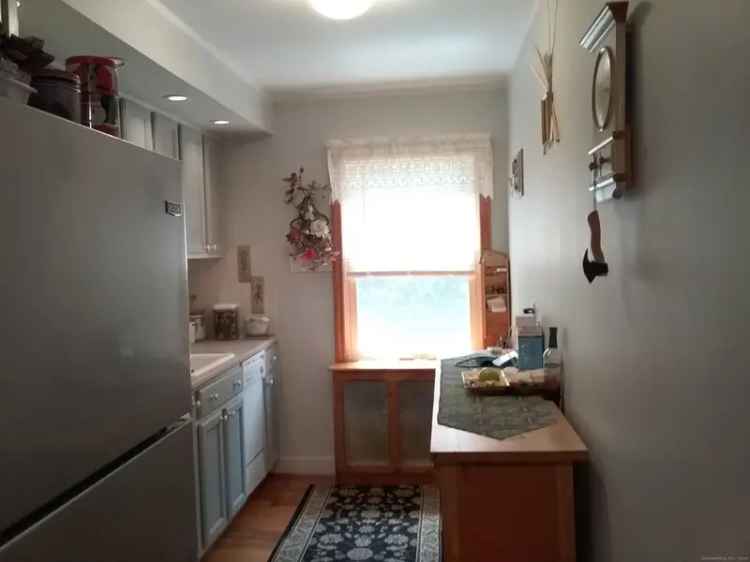 Condo For Sale in 754, Canaan Road, Bridgeport, Connecticut