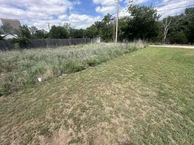 Land For Sale in 841, Sycamore Street, Abilene, Texas