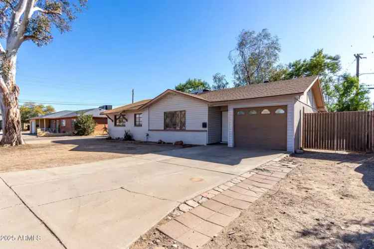 Single-family house For Sale in 2905, West Stella Lane, Phoenix, Arizona