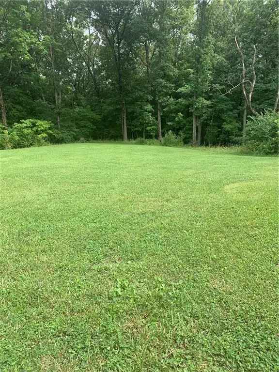 Land For Sale in 2825, Whitetail Drive, Charleston, Illinois