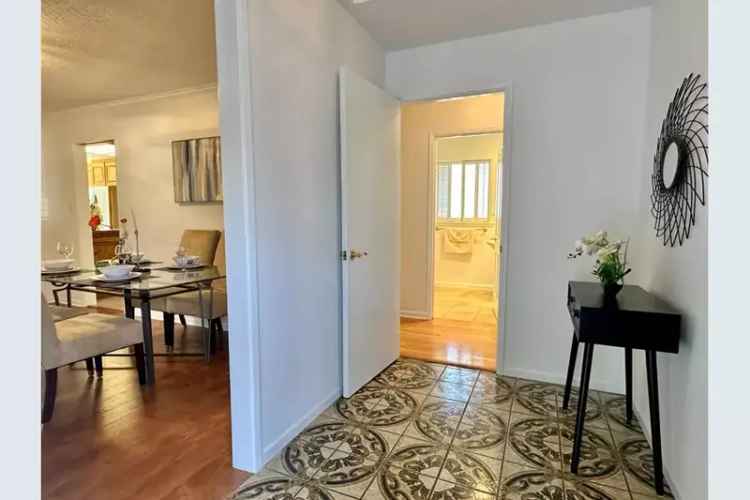 Single-family house For Sale in 16156, Camino del Sol, Los Gatos, California