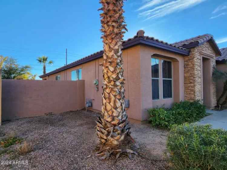 Single-family house For Sale in 4153, East Gleneagle Drive, Chandler, Arizona