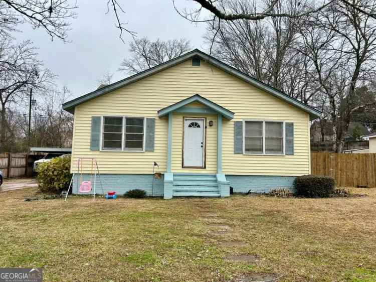 Single-family house For Sale in 805, Spring Street, Valley, Alabama