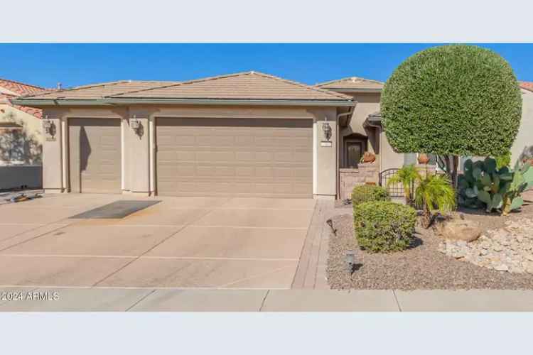 Single-family house For Sale in 27182, West Potter Drive, Buckeye, Arizona