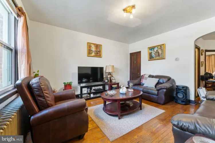 Multi-family house For Sale in 1408, Holbrook Street Northeast, Washington, District of Columbia