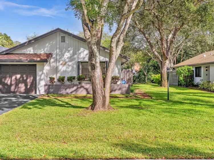 House For Sale in Delray Beach, Florida