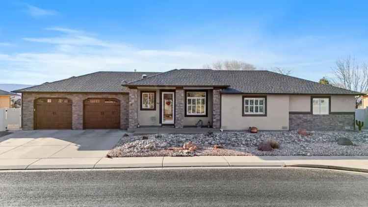 Single-family house For Sale in 703, Caleb Street, Grand Junction, Colorado