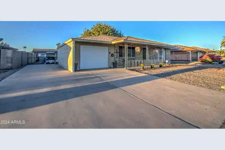 Single-family house For Sale in 9911, West Desert Forest Circle, Sun City, Arizona