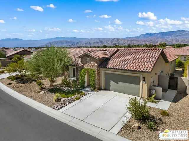 Single-family house For Sale in Rancho Mirage, California