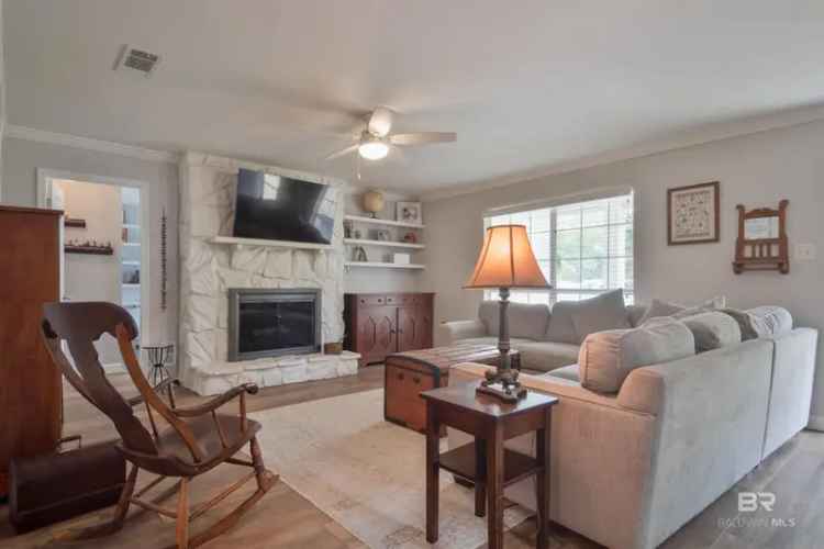 Single-family house For Sale in Orange Beach, Alabama