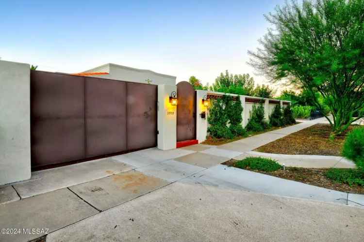 Single-family house For Sale in 2509, East 3rd Street, Tucson, Arizona