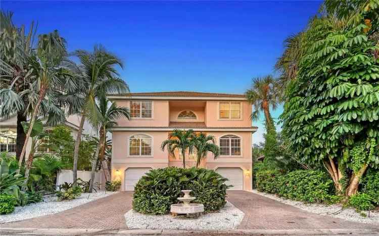 Single-family house For Sale in 4931, Oxford Drive, Siesta Key, Florida