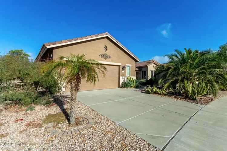 Single-family house For Sale in 821, South 229th Drive, Buckeye, Arizona