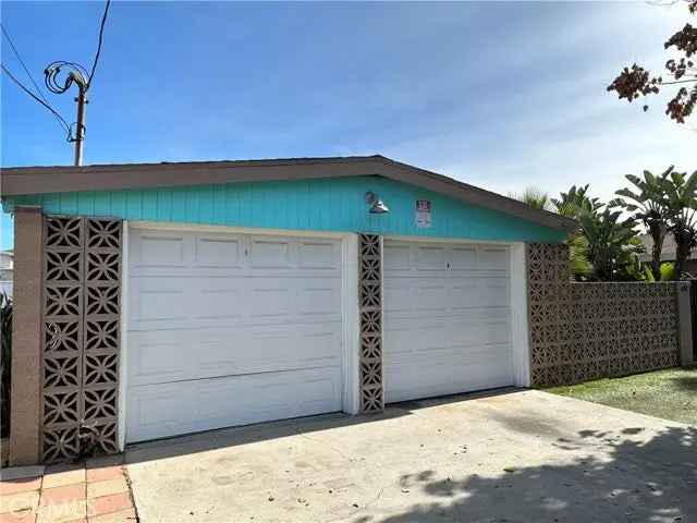 Multi-family house For Sale in 532, Cherry Avenue, Long Beach, California