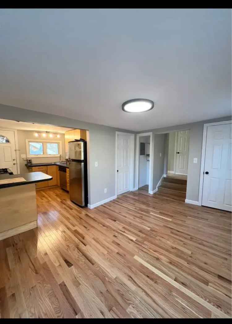 2-Bedroom Apartment for Rent in Newmarket