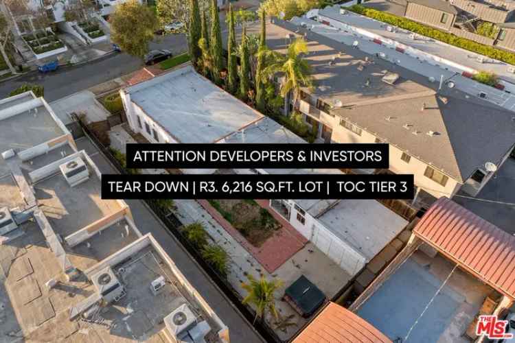 Single-family house For Sale in 822, North Martel Avenue, Los Angeles, California