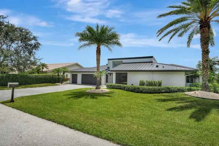 Single-family house For Sale in Delray Beach, Florida