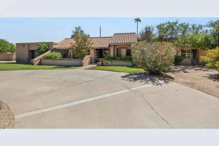 Single-family house For Sale in 6243, East Sunnyside Drive, Scottsdale, Arizona