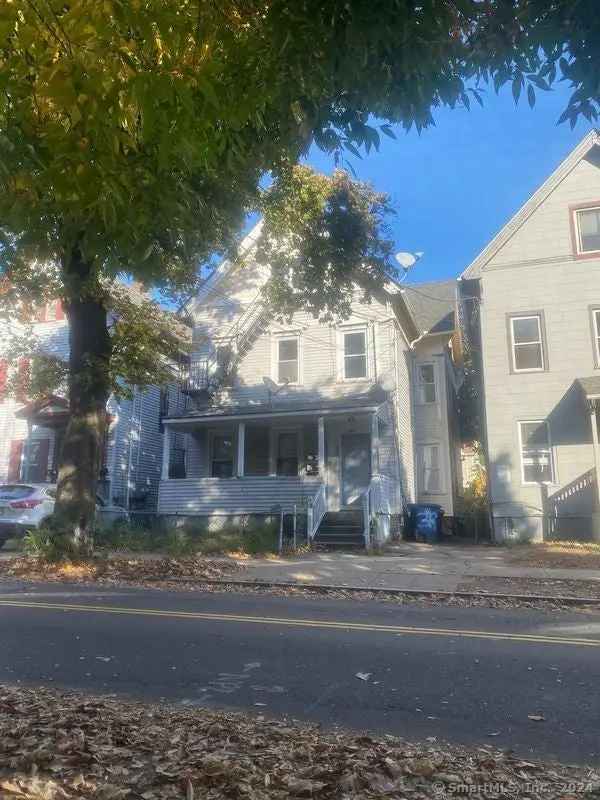 Multi-family house For Sale in 423, Blatchley Avenue, New Haven, Connecticut